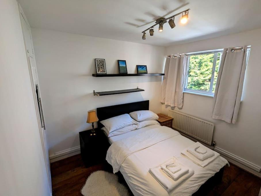 Apartament Charming 2-Bed Garden Flat Londyn Zewnętrze zdjęcie